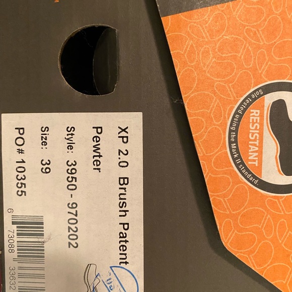 Dansko XP 2.0 Clogs - Picture 4 of 4